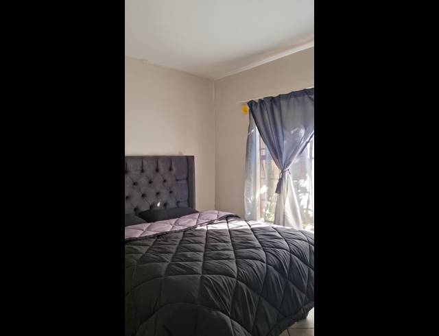 2 BEDROOM FLAT FOR SALE IN SUNNYRIDGE